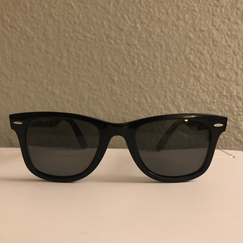 Ray Ban Wayfarer sunglasses frame only